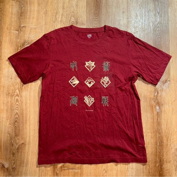 UNIQLO UT Jujutsu Kaisen Toge Inumaki Burgundy Red Shirt Size Medium Anime Skate - Picture 1 of 8